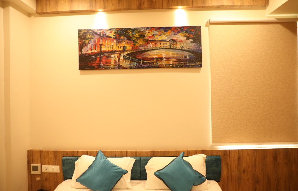 ROOMS_NAME