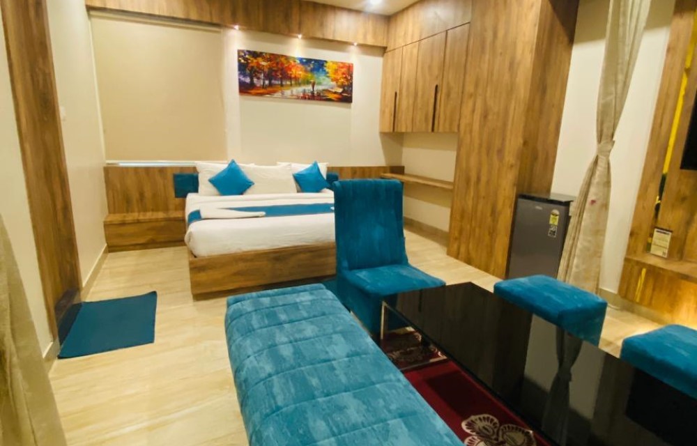 ROOMS_NAME
