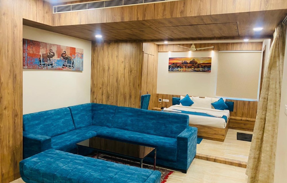 ROOMS_NAME