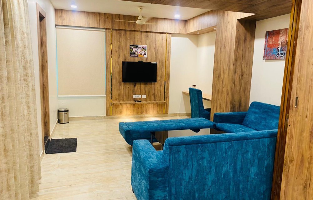 ROOMS_NAME